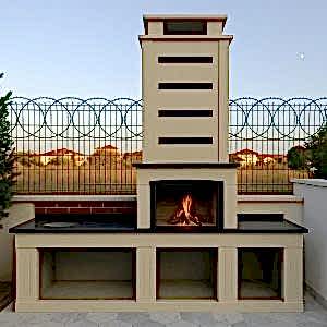 Geniş pişirme alanına sahip modern barbekü modellerinden model 2, bahçe ve teras kullanımı için ideal.